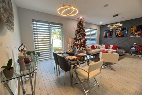 Townhouse in Lake Worth, Florida 3 bedrooms, 179.39 sq.m. № 1989265 - photo 19