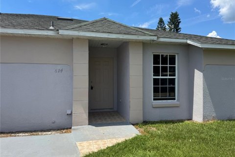 Apartamento en alquiler en Kissimmee, Florida, 3 dormitorios, 104.7 m2 № 1798114 - foto 1