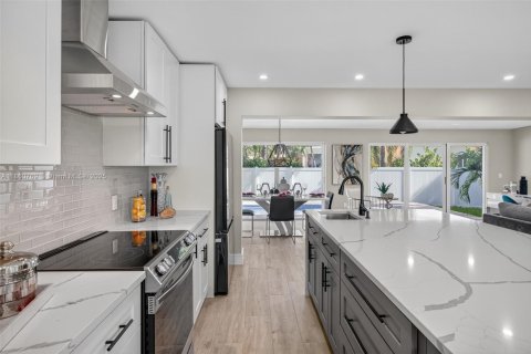 Casa en venta en Deerfield Beach, Florida, 3 dormitorios, 124.95 m2 № 1927740 - foto 16