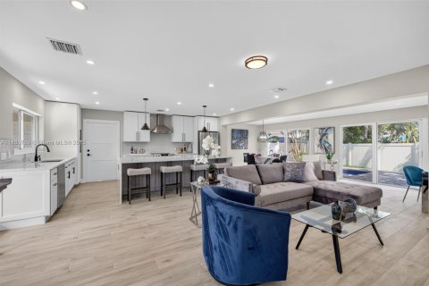 Casa en venta en Deerfield Beach, Florida, 3 dormitorios, 124.95 m2 № 1927740 - foto 11