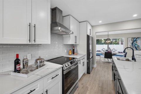 Casa en venta en Deerfield Beach, Florida, 3 dormitorios, 124.95 m2 № 1927740 - foto 19