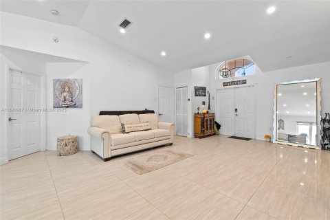 Villa ou maison à vendre à Weston, Floride: 4 chambres, 183.48 m2 № 1981614 - photo 24