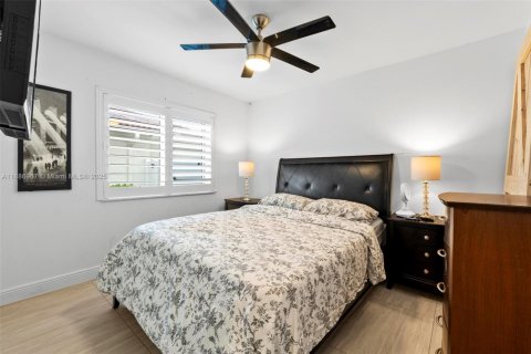 Villa ou maison à vendre à Weston, Floride: 4 chambres, 183.48 m2 № 1981614 - photo 7