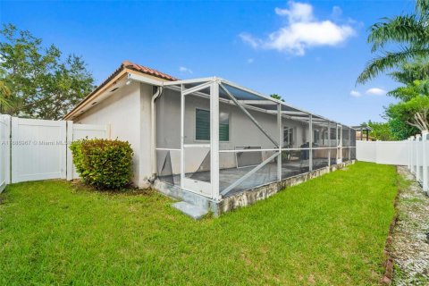 Villa ou maison à vendre à Weston, Floride: 4 chambres, 183.48 m2 № 1981614 - photo 13