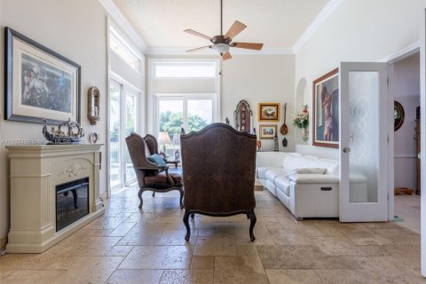 House in Weston, Florida 5 bedrooms, 222.32 sq.m. № 1822181 - photo 13