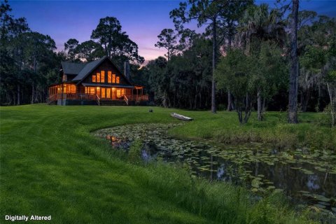 Villa ou maison à vendre à Mims, Floride: 3 chambres, 256.78 m2 № 2197709 - photo 4