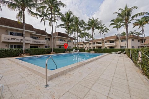 Copropriété à louer à Palmetto Bay, Floride: 2 chambres, 74.79 m2 № 1965368 - photo 19