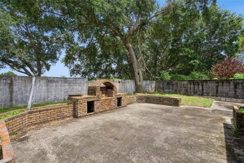 House in Sanford, Florida 3 bedrooms, 112.04 sq.m. № 2148579 - photo 22