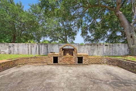 House in Sanford, Florida 3 bedrooms, 112.04 sq.m. № 2148579 - photo 23