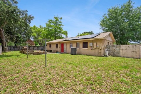 House in Sanford, Florida 3 bedrooms, 112.04 sq.m. № 2148579 - photo 28