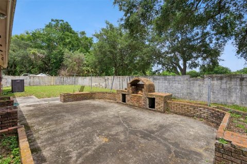 House in Sanford, Florida 3 bedrooms, 112.04 sq.m. № 2148579 - photo 21