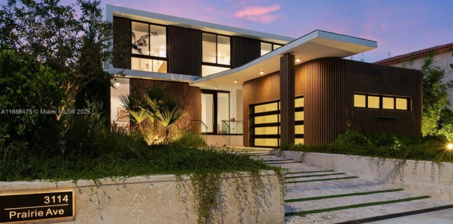 House in Miami Beach, Florida 5 bedrooms, 452.9 sq.m. № 1955207