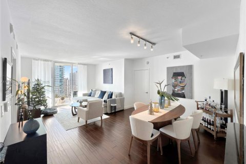 Купить кондоминиум в Майами, Флорида 2 спальни, 113.99м2, № 1937134 - фото 5