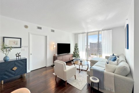 Купить кондоминиум в Майами, Флорида 2 спальни, 113.99м2, № 1937134 - фото 6