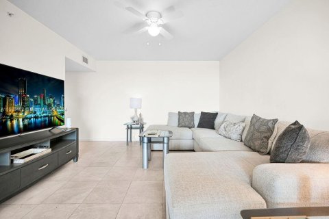 Condo in Fort Lauderdale, Florida, 1 bedroom  № 1764462 - photo 11