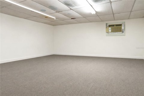 Commercial property in Tampa, Florida 354.52 sq.m. № 2427660 - photo 5