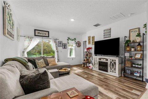 House in New Smyrna Beach, Florida 3 bedrooms, 137.4 sq.m. № 1908654 - photo 11