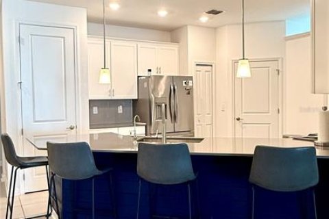 Casa en alquiler en Davenport, Florida, 4 dormitorios, 196.02 m2 № 1806723 - foto 3