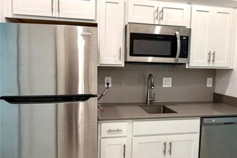 Casa en alquiler en Davenport, Florida, 4 dormitorios, 196.02 m2 № 1806723 - foto 12