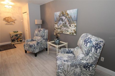 Casa en alquiler en Sun City Center, Florida, 2 dormitorios, 140.84 m2 № 1901779 - foto 6