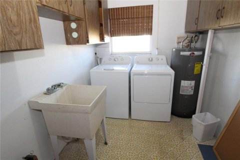 Casa en alquiler en Sun City Center, Florida, 2 dormitorios, 140.84 m2 № 1901779 - foto 29
