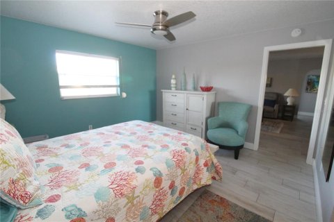 Casa en alquiler en Sun City Center, Florida, 2 dormitorios, 140.84 m2 № 1901779 - foto 19