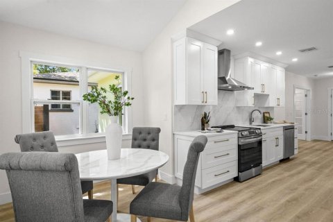 Купить виллу или дом в Данедин, Флорида 11 комнат, 136.29м2, № 1620256 - фото 16
