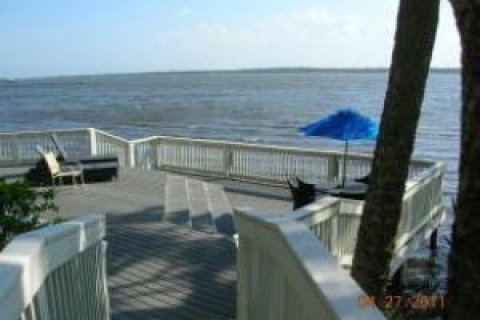 Condo in Merrit Island, Florida, 1 bedroom  № 1174164 - photo 1