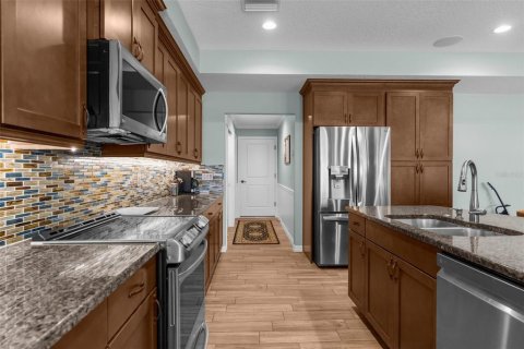 Villa ou maison à vendre à Spring Hill, Floride: 4 chambres, 198.53 m2 № 1815655 - photo 11