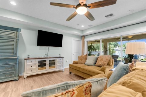 Villa ou maison à vendre à Spring Hill, Floride: 4 chambres, 198.53 m2 № 1815655 - photo 4