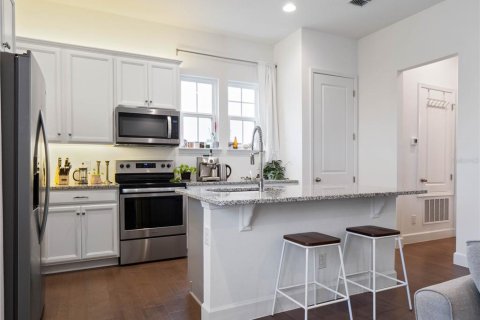 Casa en alquiler en Orlando, Florida, 1 dormitorio, 79.9 m2 № 1900257 - foto 4