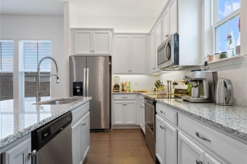 Casa en alquiler en Orlando, Florida, 1 dormitorio, 79.9 m2 № 1900257 - foto 3