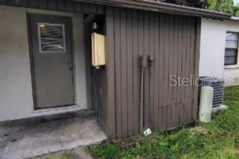 Villa ou maison à louer à Seminole, Floride: 2 chambres, 89.19 m2 № 2413556 - photo 18