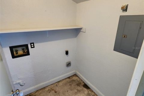 Villa ou maison à louer à Seminole, Floride: 2 chambres, 89.19 m2 № 2413556 - photo 16