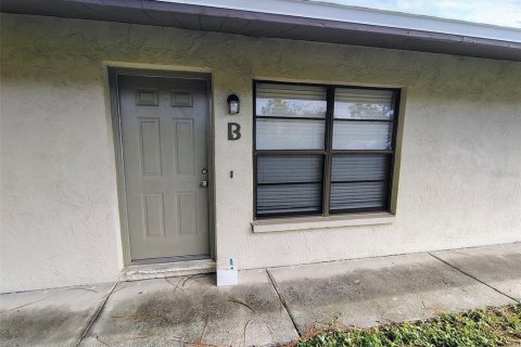 Villa ou maison à Seminole, Floride 2 chambres, 89.19 m2 № 2413556
