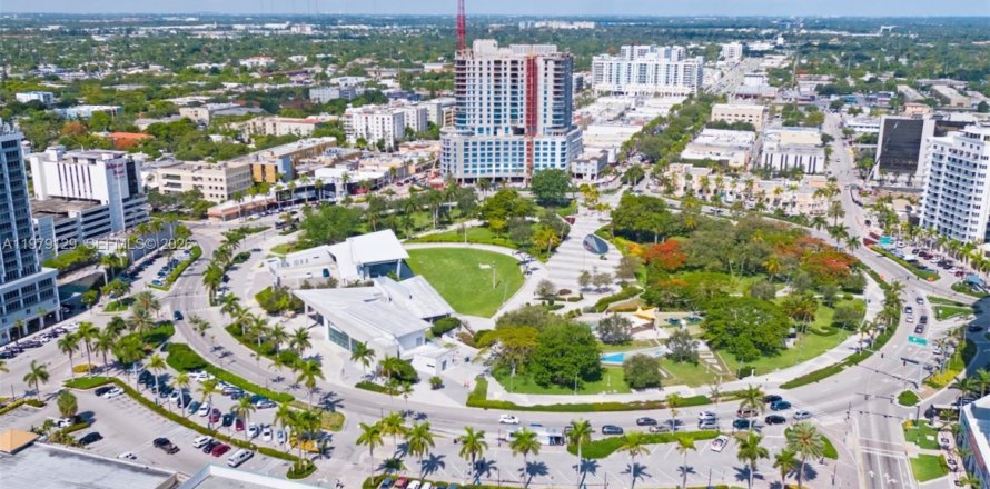 Condo in Hollywood, Florida, 2 bedrooms  № 2044734