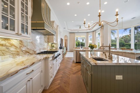 House in Jupiter, Florida 4 bedrooms, 462.47 sq.m. № 2081968 - photo 12