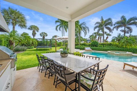 House in Jupiter, Florida 4 bedrooms, 462.47 sq.m. № 2081968 - photo 30