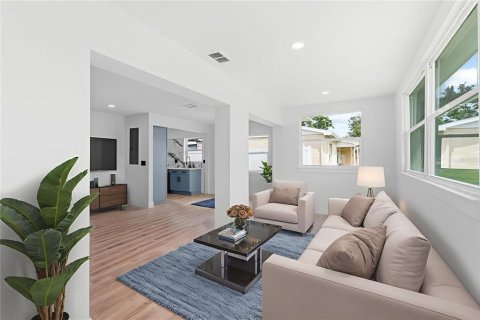 Купить виллу или дом в Сент-Питерсберг, Флорида 6 комнат, 117.89м2, № 1898892 - фото 3