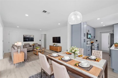 Купить виллу или дом в Сент-Питерсберг, Флорида 6 комнат, 117.89м2, № 1898892 - фото 5