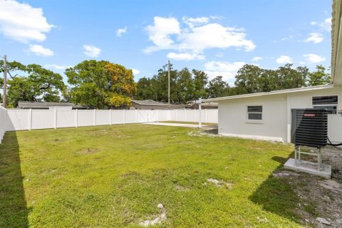 Купить виллу или дом в Сент-Питерсберг, Флорида 6 комнат, 117.89м2, № 1898892 - фото 29