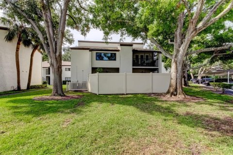 Condo in Largo, Florida, 2 bedrooms  № 1747672 - photo 2