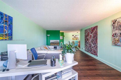 Copropriété à vendre à Plantation, Floride: 2 chambres, 125.42 m2 № 1966633 - photo 16