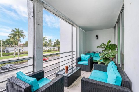 Copropriété à vendre à Plantation, Floride: 2 chambres, 125.42 m2 № 1966633 - photo 30