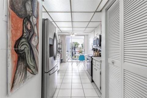 Copropriété à vendre à Plantation, Floride: 2 chambres, 125.42 m2 № 1966633 - photo 27