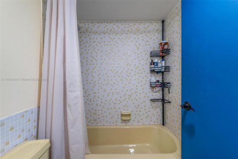 Copropriété à vendre à Plantation, Floride: 2 chambres, 125.42 m2 № 1966633 - photo 7