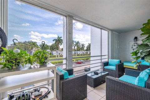 Copropriété à vendre à Plantation, Floride: 2 chambres, 125.42 m2 № 1966633 - photo 17