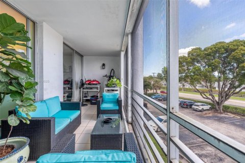 Copropriété à vendre à Plantation, Floride: 2 chambres, 125.42 m2 № 1966633 - photo 19