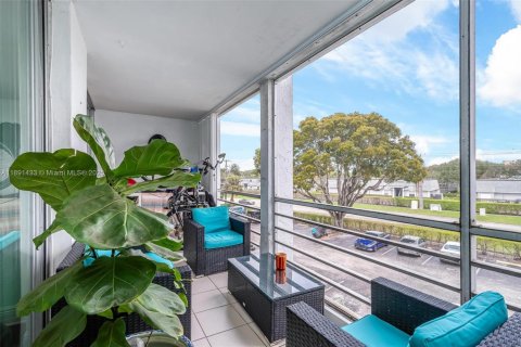 Copropriété à vendre à Plantation, Floride: 2 chambres, 125.42 m2 № 1966633 - photo 23