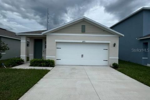 Villa ou maison à louer à Poinciana, Floride: 4 chambres, 150.32 m2 № 2405786 - photo 9
